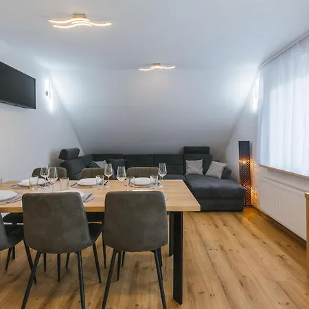 아파트 Apartma Bistr'ca *