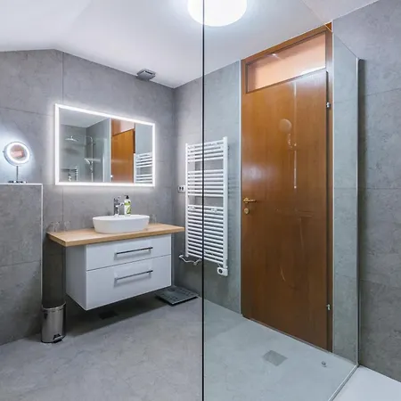 아파트 Apartma Bistr'ca *
