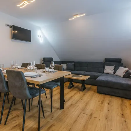 アパート Apartma Bistr'ca