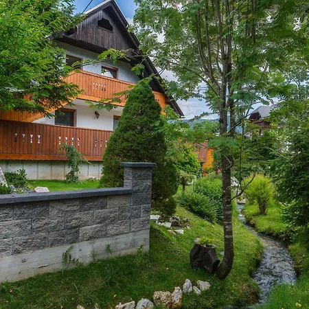 Apartma Bistr'ca בוהין